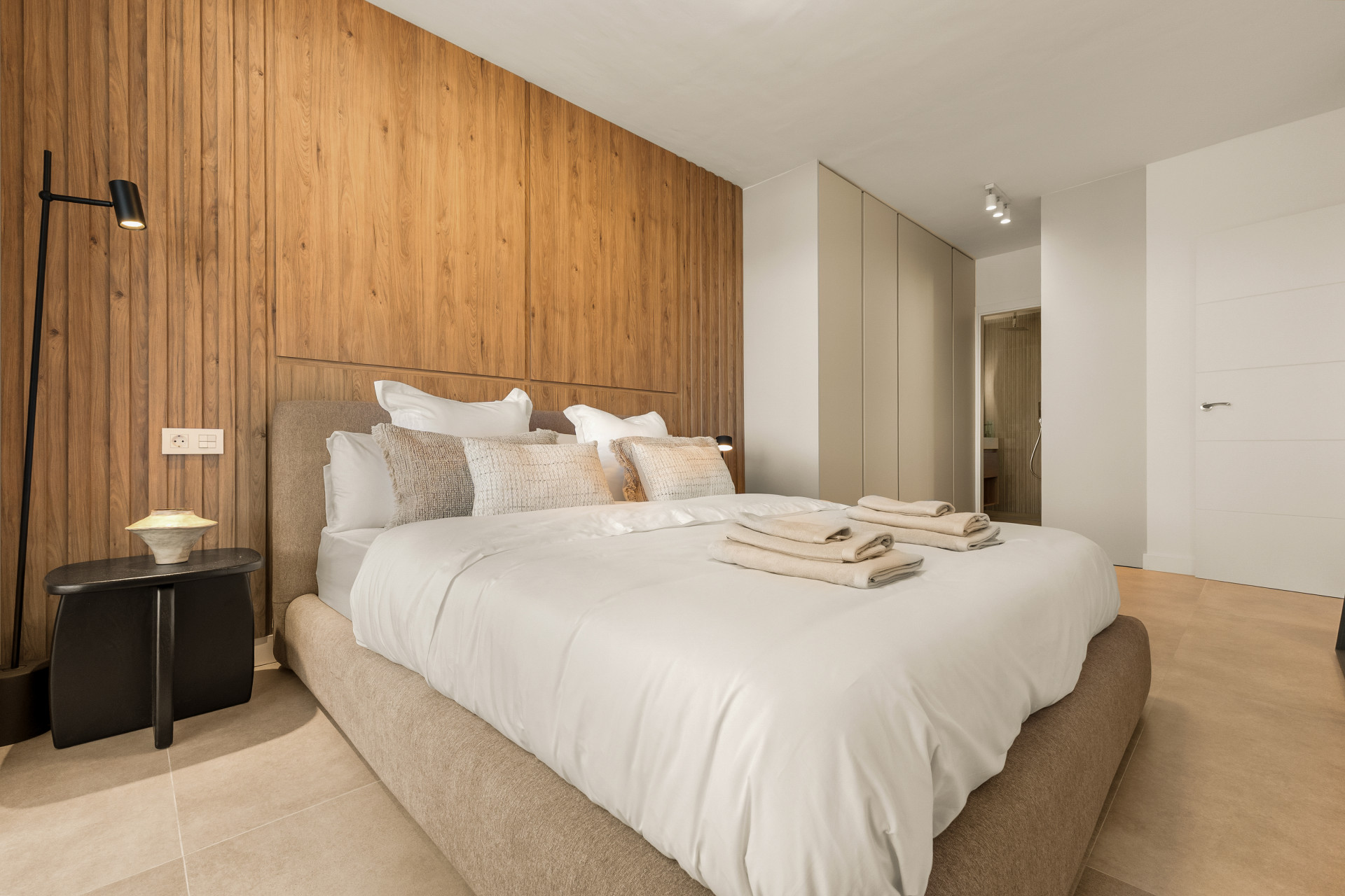 Image 22: Apartment For sale, Nueva Andalucía, €690,000 [HFMs693099]