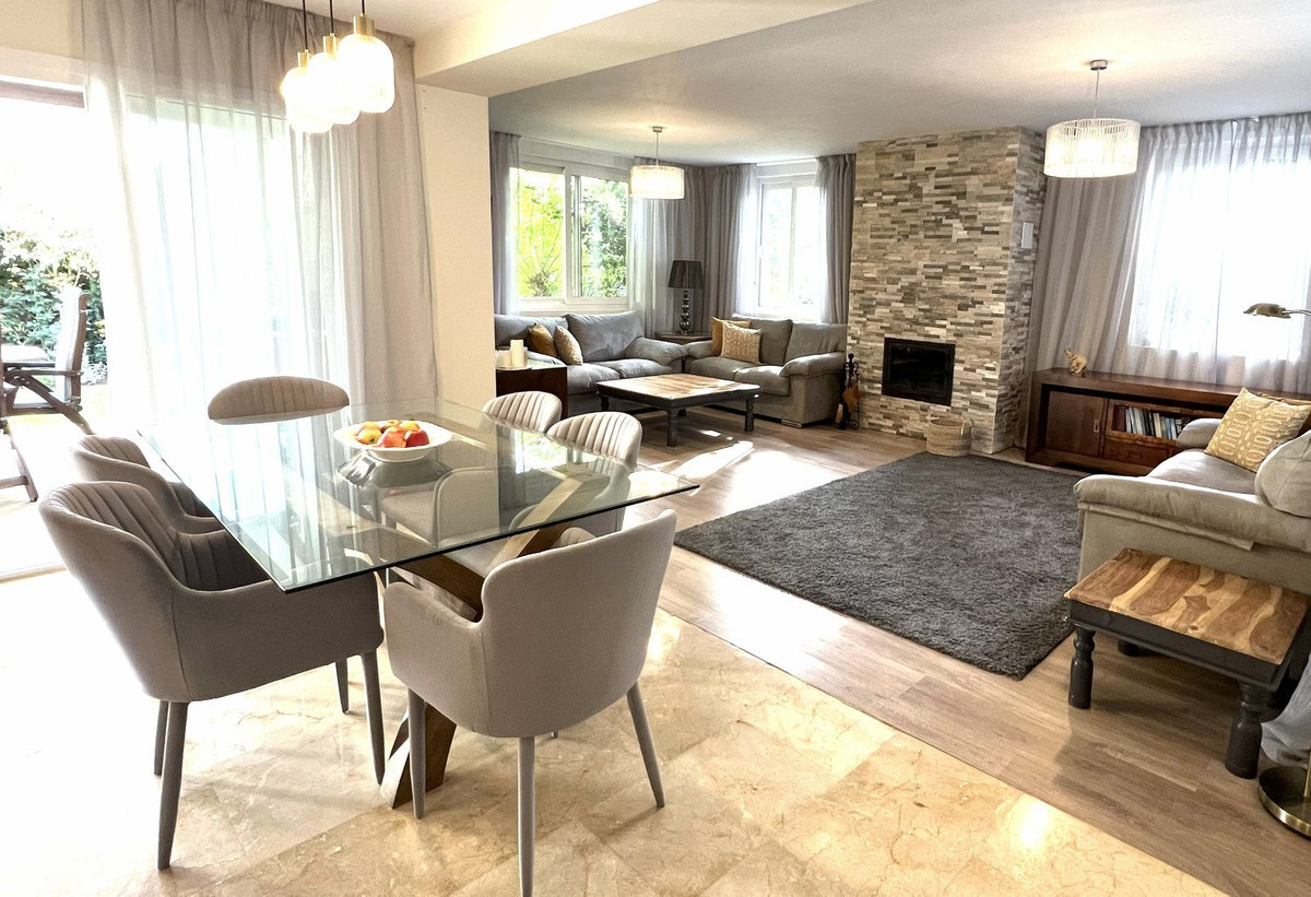 Image 5: Detached Villa For sale, Marbella, €1,250,000 [HFMs694172]