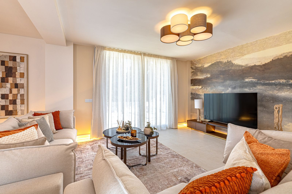 Image 4: Detached Villa For sale, Mijas Costa, €1,450,000 [HFMs694174]