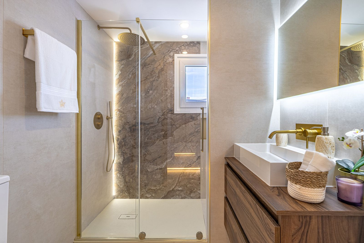 Image 22: Detached Villa For sale, Mijas Costa, €1,450,000 [HFMs694174]