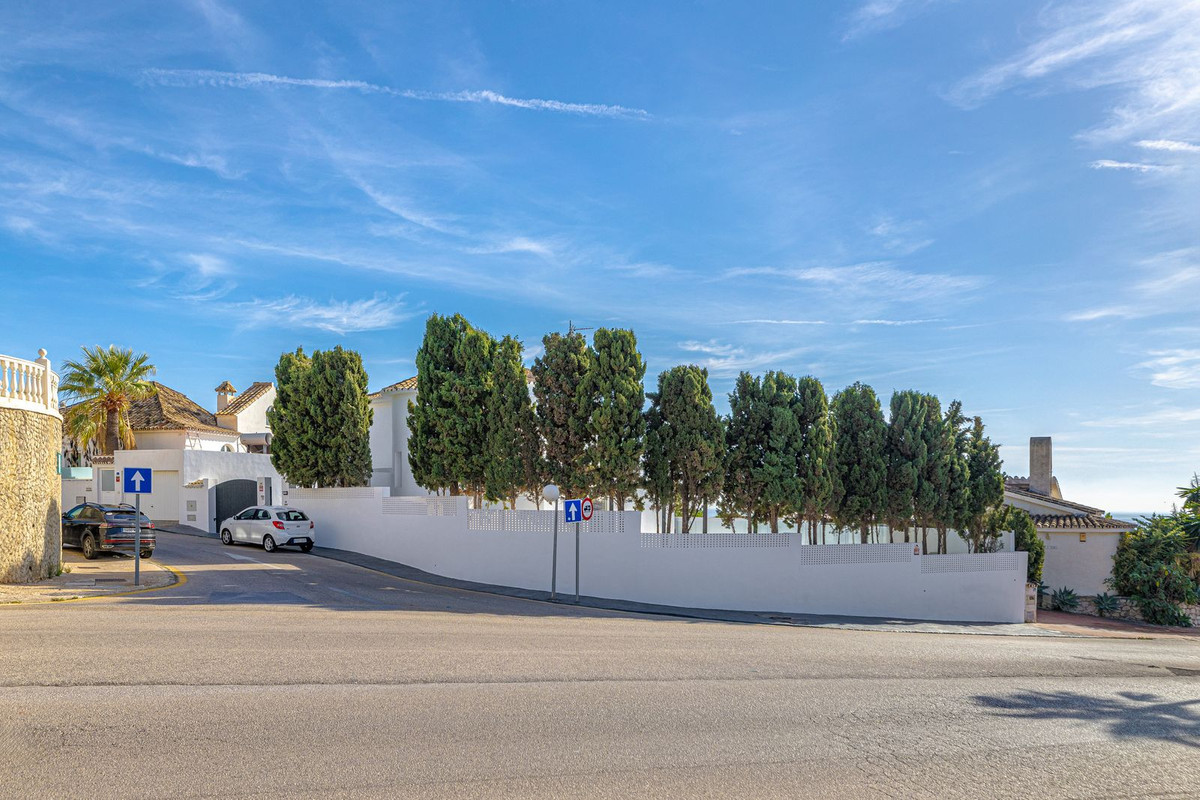 Image 27: Detached Villa For sale, Mijas Costa, €1,450,000 [HFMs694174]