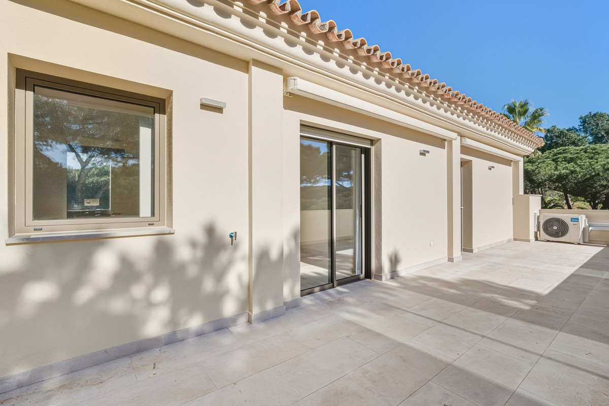 Image 23: Villa - Chalet For sale, Marbella, €3,900,000 [HFMs694175]