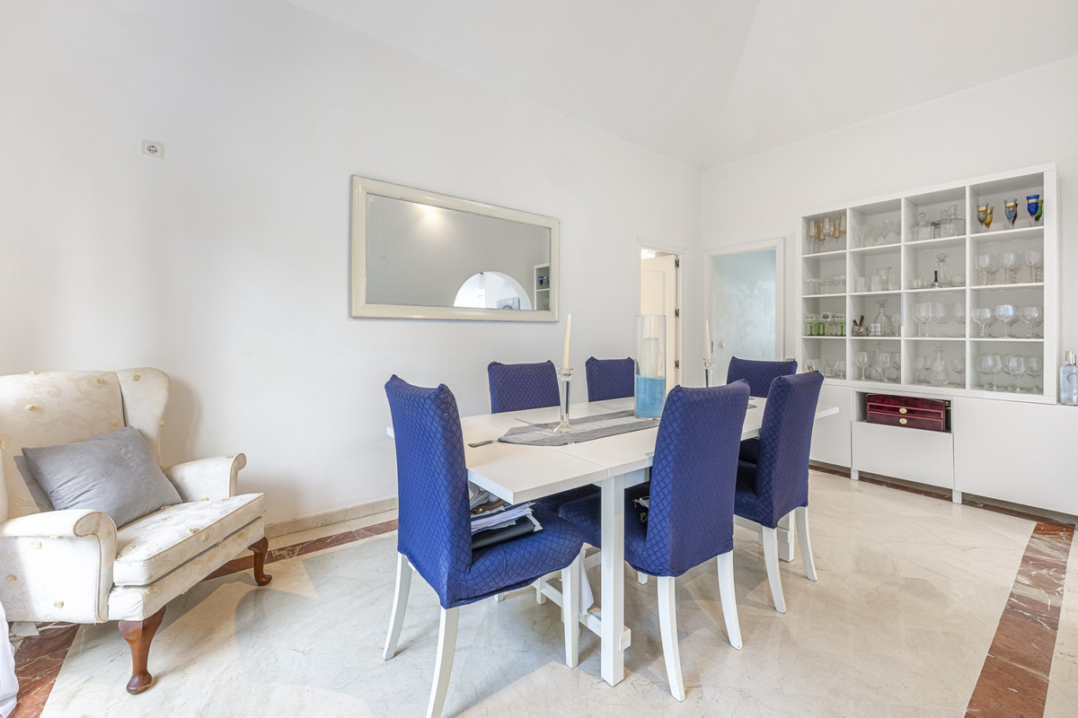 Image 6: Detached Villa For sale, sotogrande, €950,000 [HFMs694427]