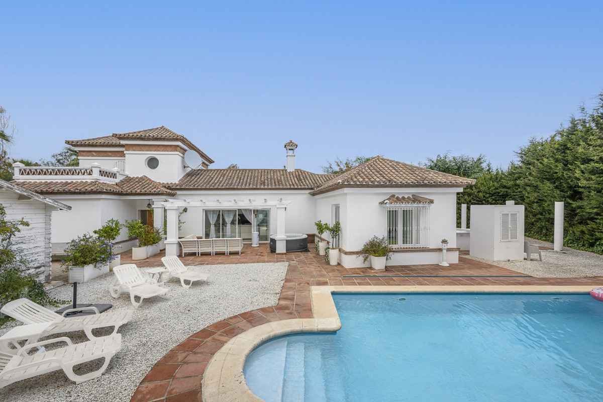 Image 0: Detached Villa For sale, sotogrande, €950,000 [HFMs694427]