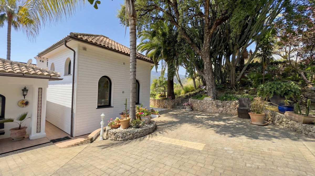 Image 37: Finca - Cortijo For sale, alhaurin el grande, €2,150,000 [HFMs692028]