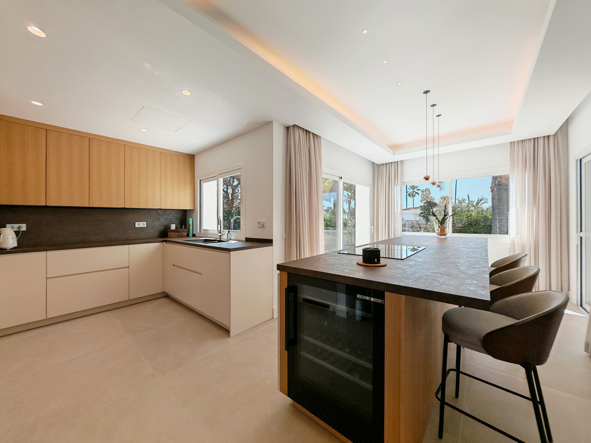 Image 10: Detached Villa For sale, Marbella, €2,850,000 [HFMs695480]