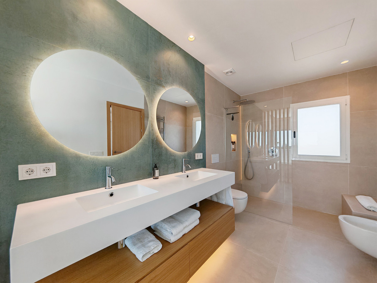 Image 25: Detached Villa For sale, Marbella, €2,850,000 [HFMs695480]