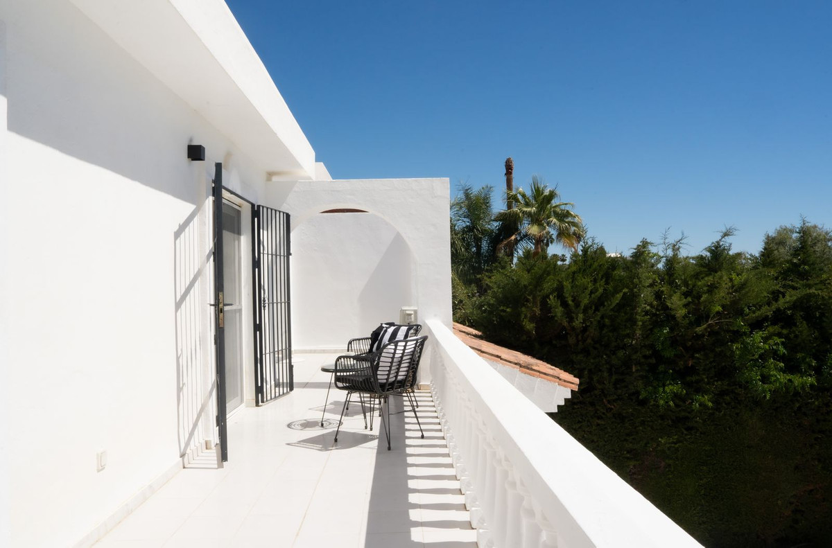 Image 26: Detached Villa For sale, Estepona, €1,770,000 [HFMs696565]