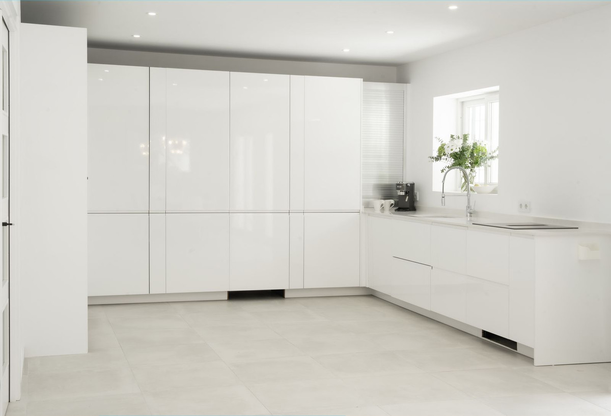 Image 11: Detached Villa For sale, Estepona, €1,770,000 [HFMs696565]