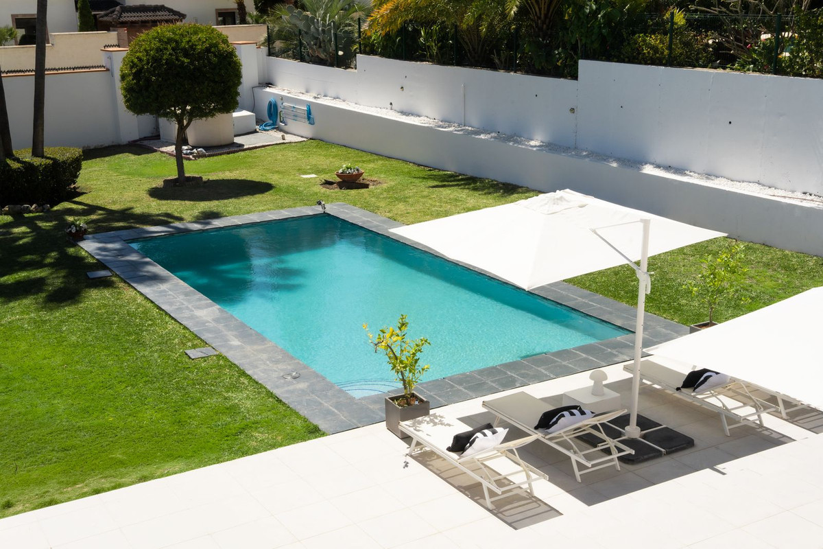 Image 27: Detached Villa For sale, Estepona, €1,770,000 [HFMs696565]