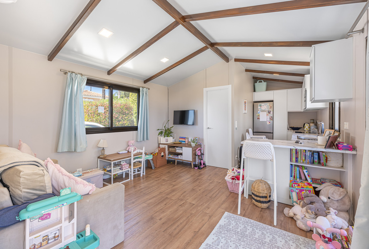 Image 44: Villa - Chalet For sale, Estepona, €1,550,000 [HFMs695787]