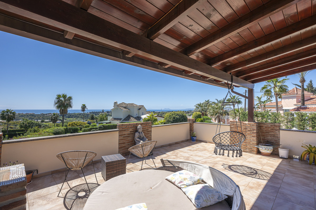 Image 20: Villa - Chalet For sale, Estepona, €1,550,000 [HFMs695787]