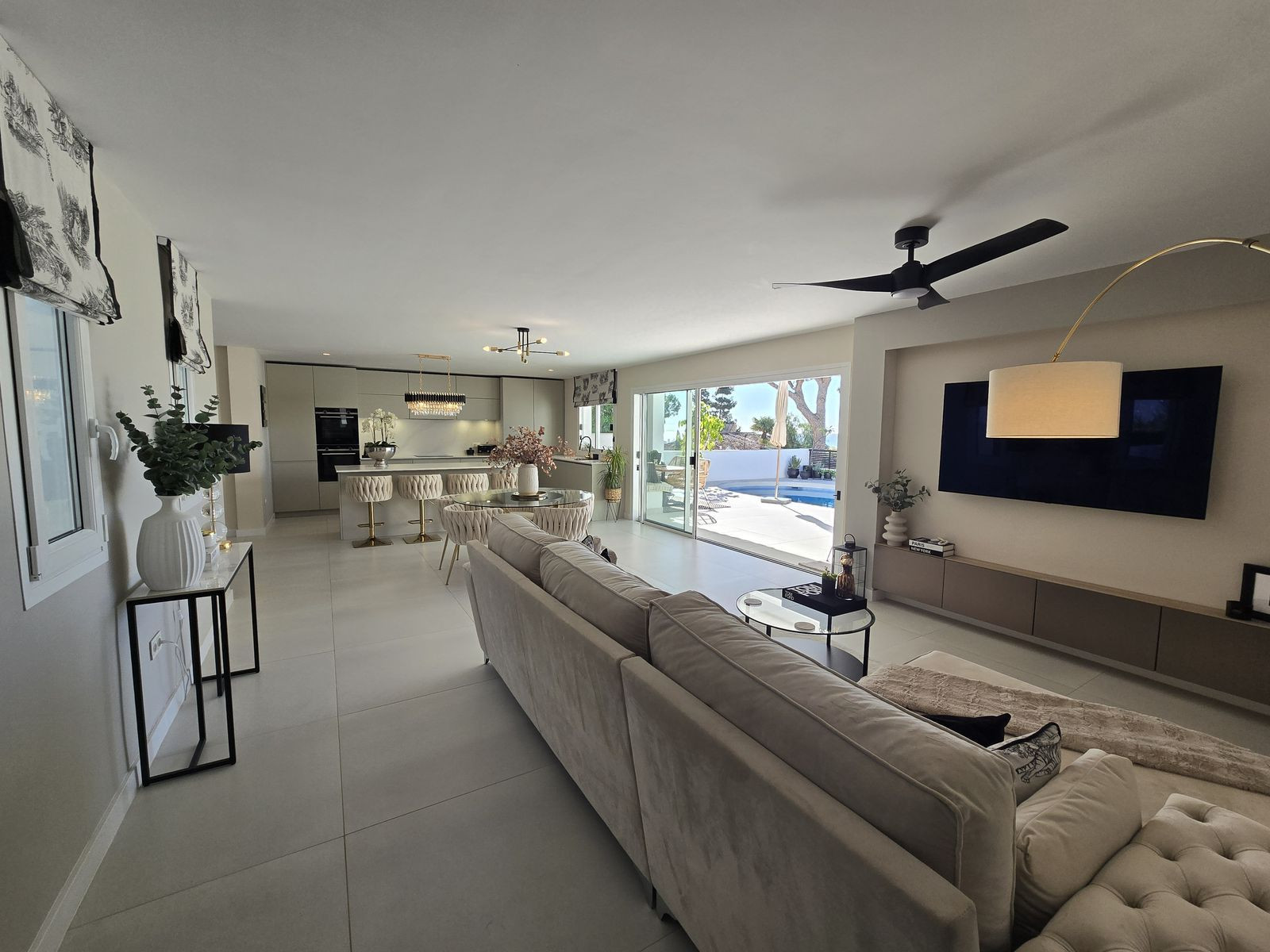 Image 7: Detached Villa For sale, Mijas Costa, €1,895,000 [HFMs695138]