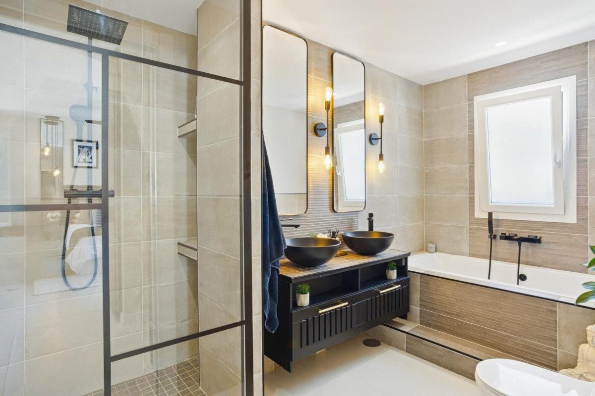 Image 18: Detached Villa For sale, Mijas Costa, €1,895,000 [HFMs695138]