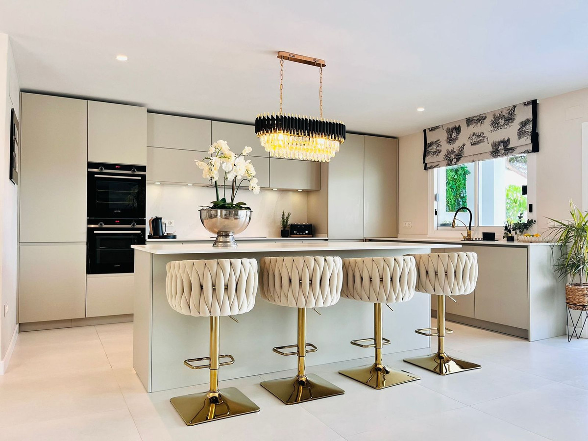 Image 10: Detached Villa For sale, Mijas Costa, €1,895,000 [HFMs695138]