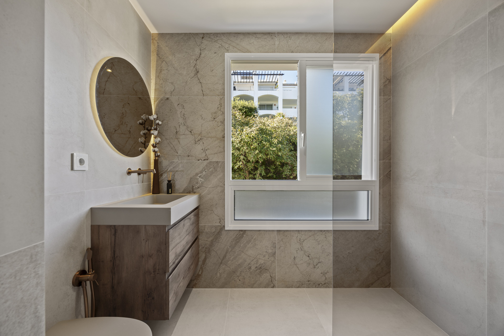 Image 26: Apartment For sale, Benahavís, €890,000 [HFMs685078]