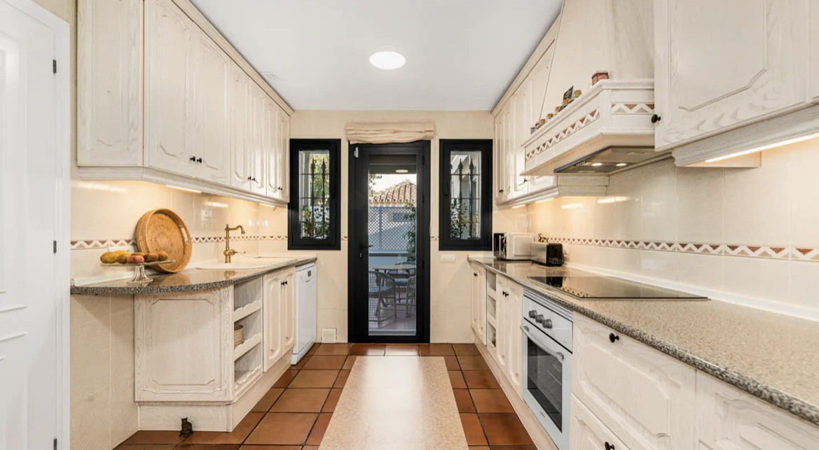 Image 7: Detached Villa For sale, Marbella, €2,680,000 [HFMs686443]