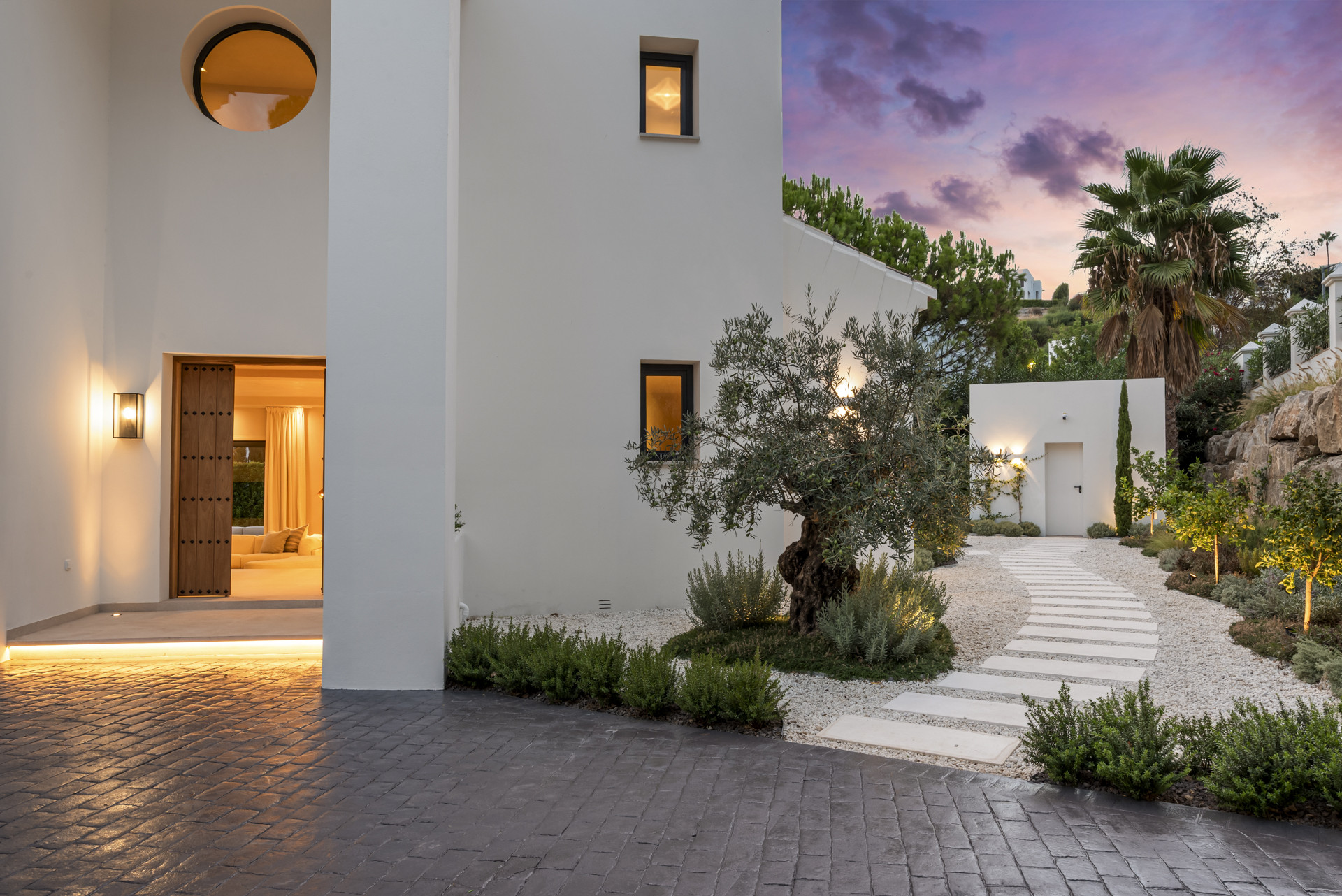 Image 36: detached villa For sale, Benahavís, €3,650,000 [HFM-C40153]