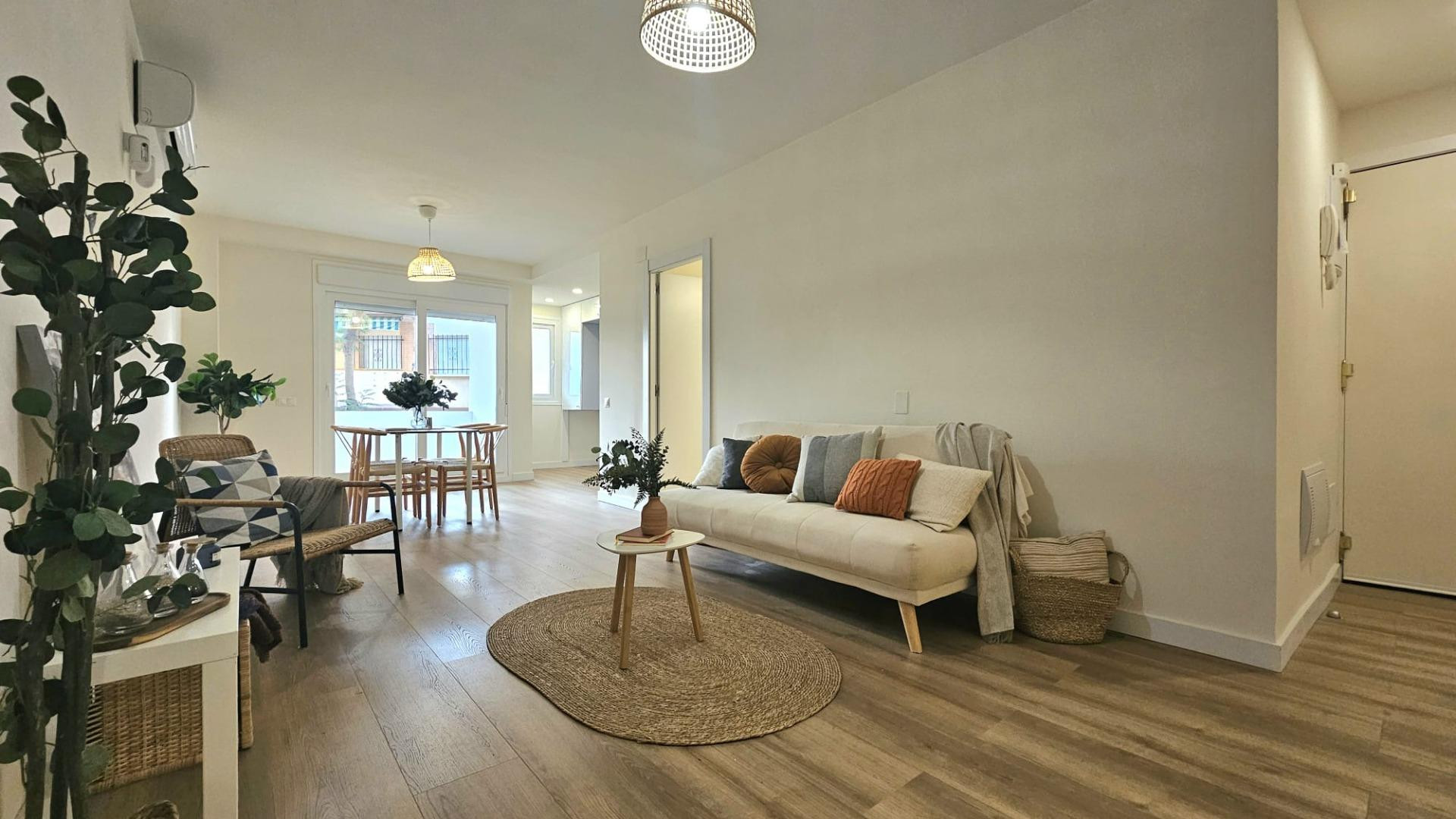 Image 17: apartment For sale, Fuengirola, €250,000 [HFM-CL10179]