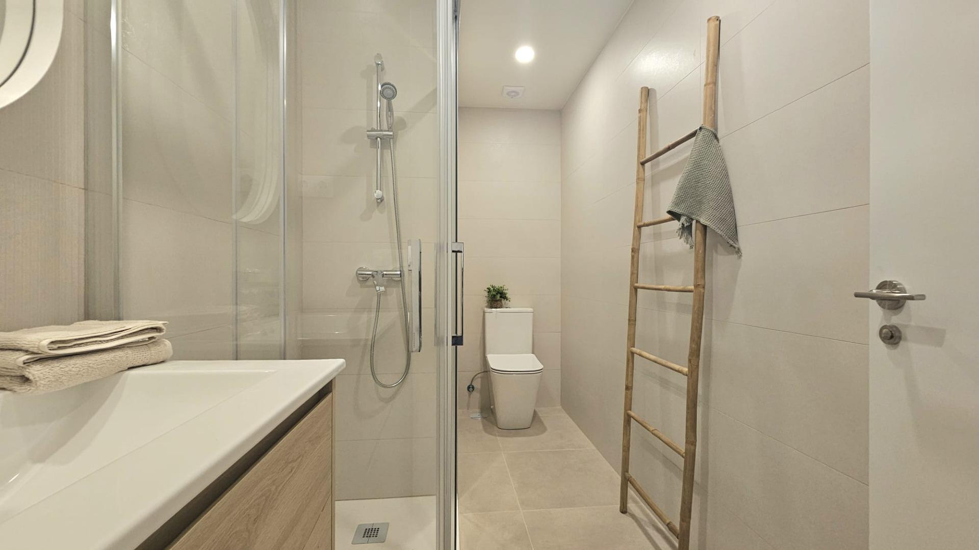 Image 17: apartment For sale, Fuengirola, €250,000 [HFM-CL10179]