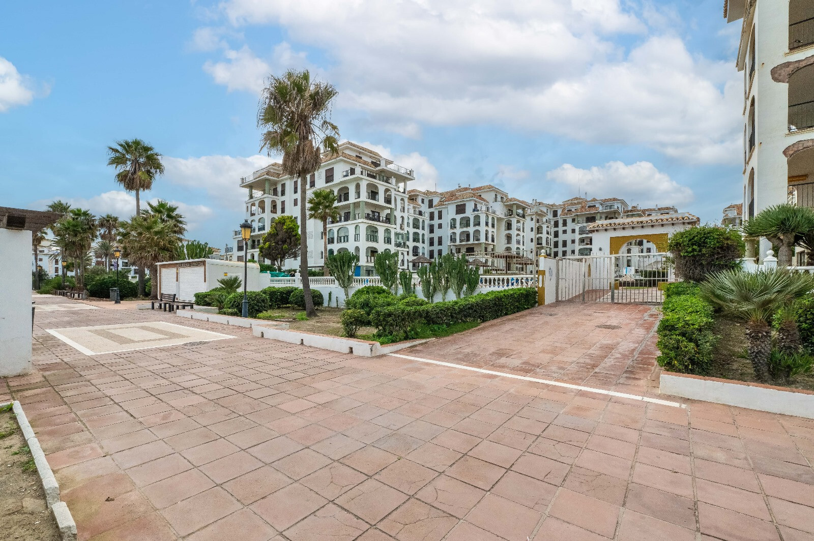 Image 27: apartment For sale, Manilva, €289,000 [HFM-CL10178]