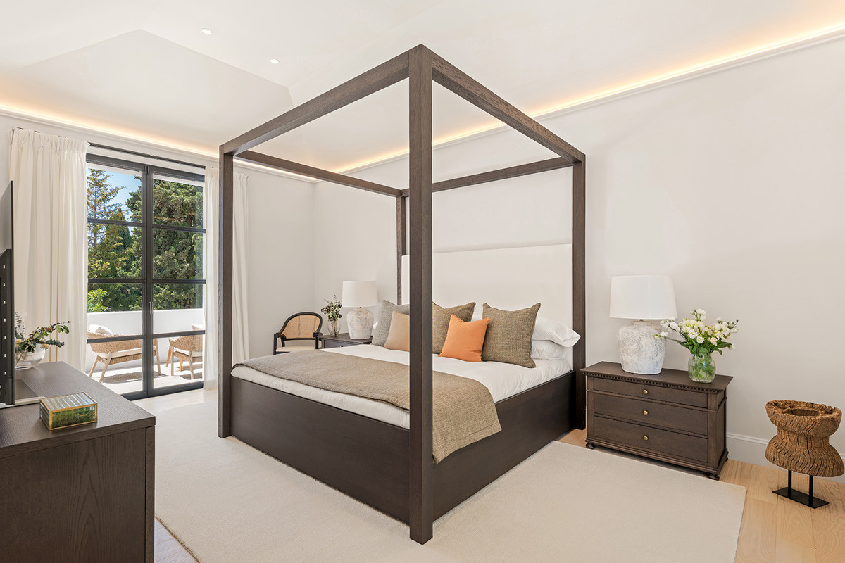 Image 47: detached villa For sale, The Golden Mile, €17,500,000 [HFM-C40151]