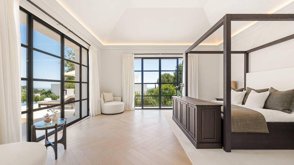 Image 47: detached villa For sale, The Golden Mile, €17,500,000 [HFM-C40151]