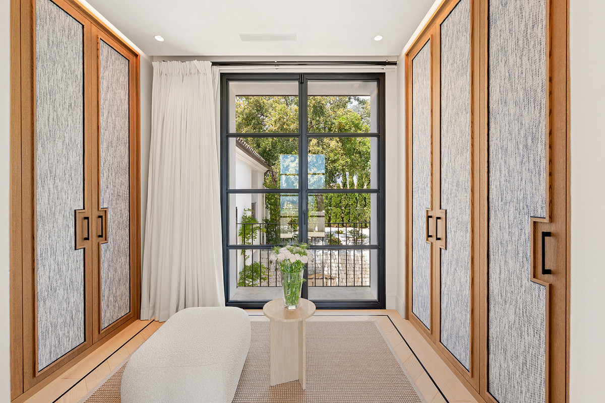 Image 47: detached villa For sale, The Golden Mile, €17,500,000 [HFM-C40151]