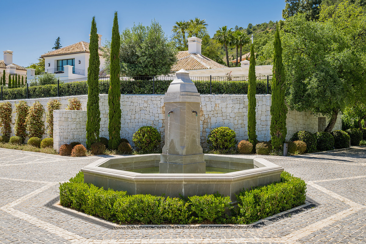 Image 47: detached villa For sale, The Golden Mile, €17,500,000 [HFM-C40151]
