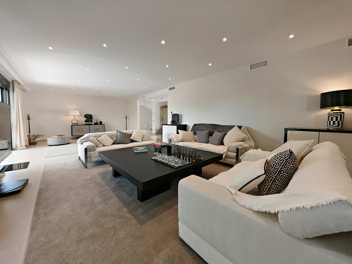 Image 35: detached villa For sale, Marbella, €2,595,000 [HFM-CL10181]