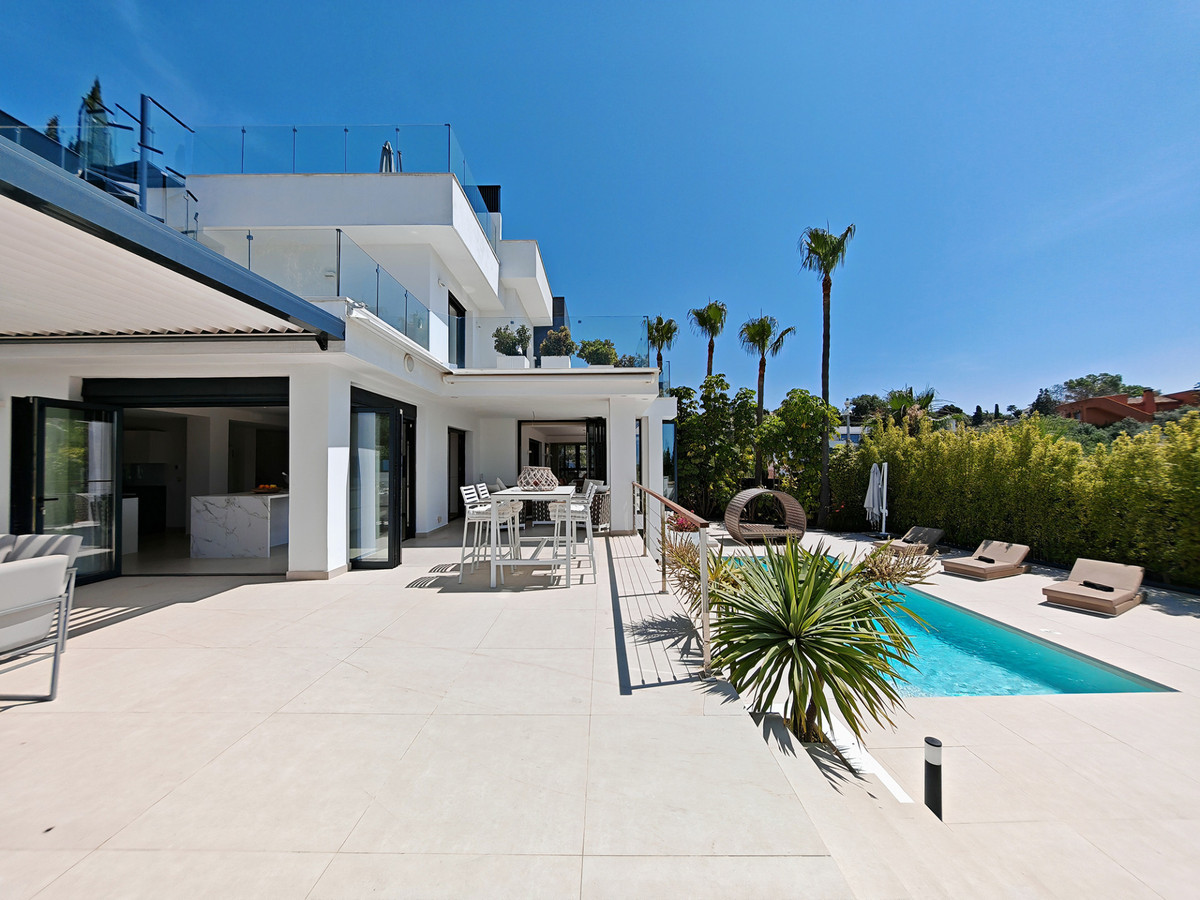 Image 35: detached villa For sale, Marbella, €2,595,000 [HFM-CL10181]