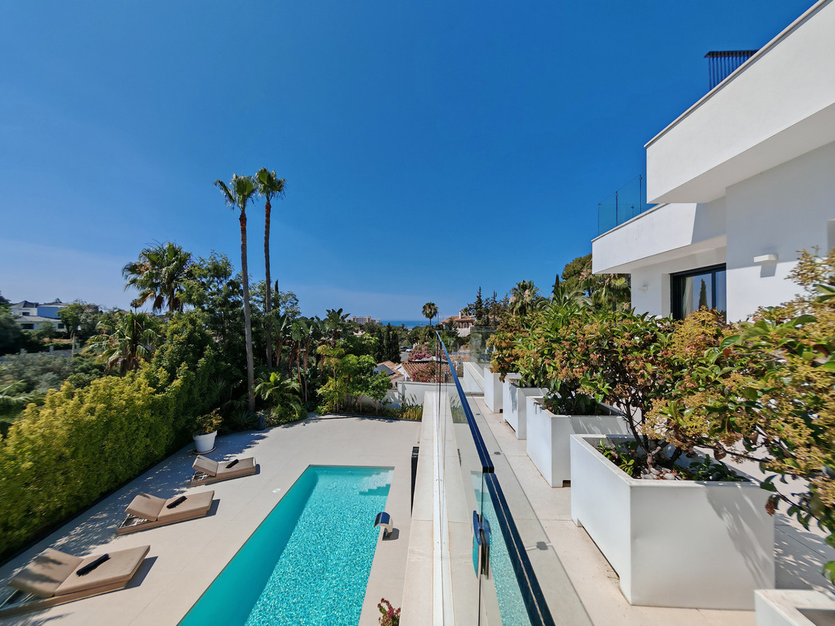 Image 35: detached villa For sale, Marbella, €2,595,000 [HFM-CL10181]