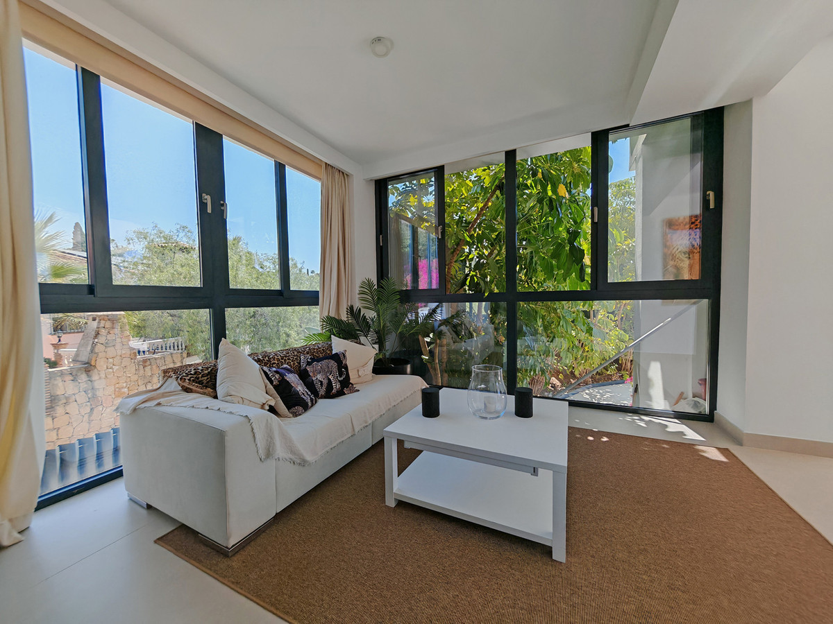 Image 35: detached villa For sale, Marbella, €2,595,000 [HFM-CL10181]