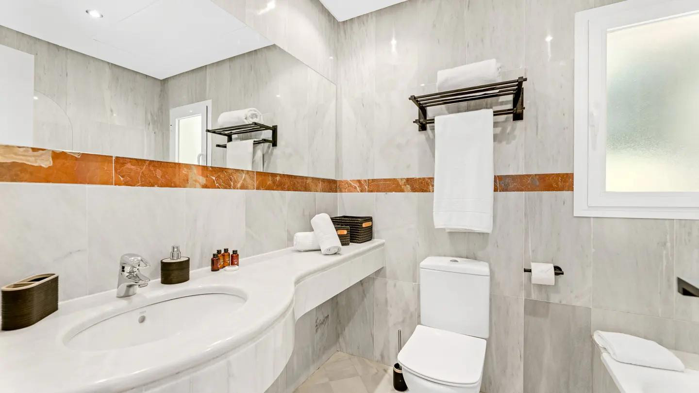 Image 22: villa - chalet For sale, Benahavís, €2,450,000 [HFM-CL10174]