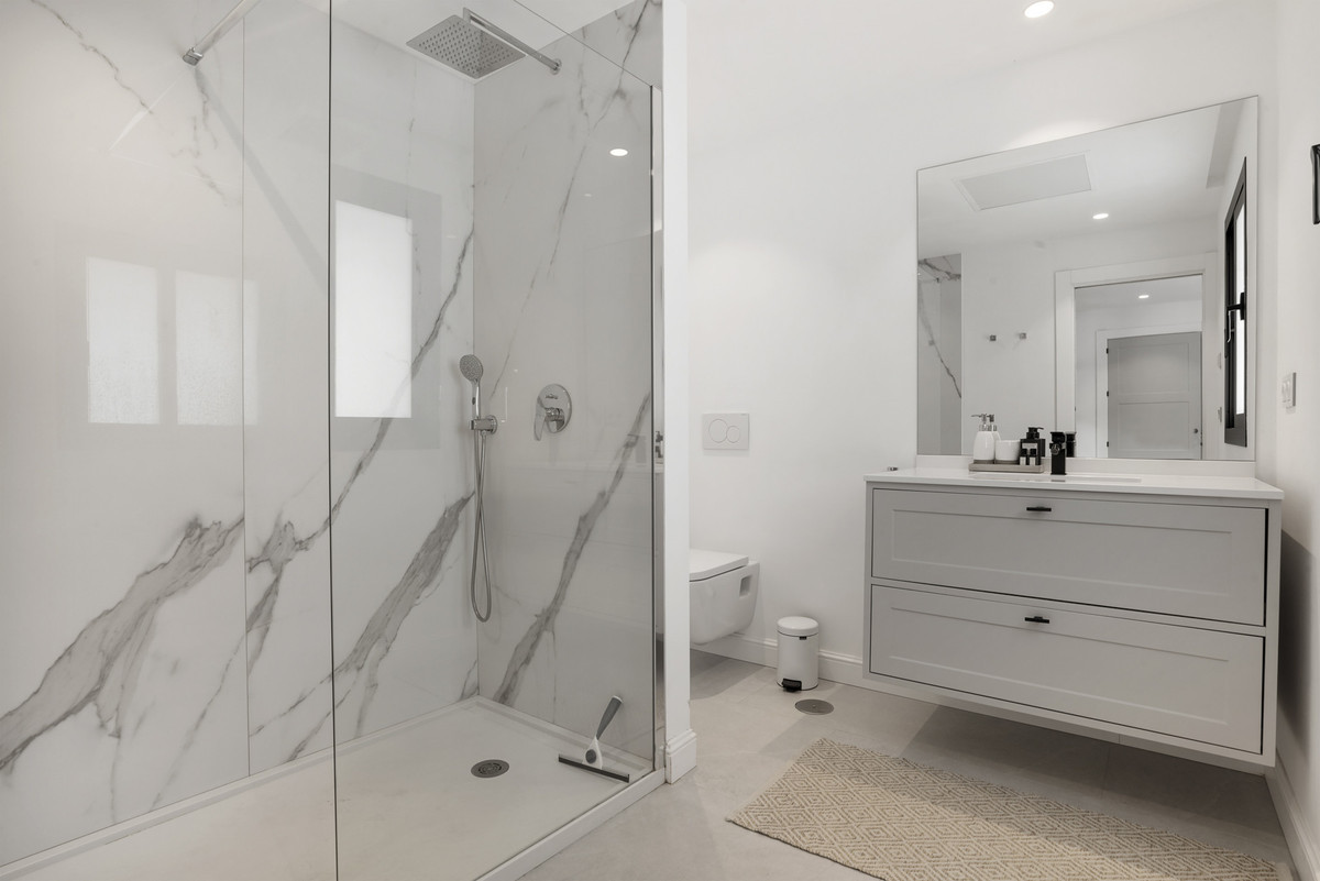 Image 50: detached villa For sale, Benahavís, €2,995,000 [HFM-CL10176]