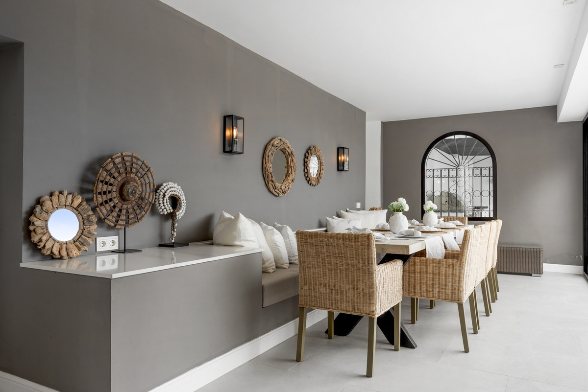 Image 50: detached villa For sale, Benahavís, €2,995,000 [HFM-CL10176]