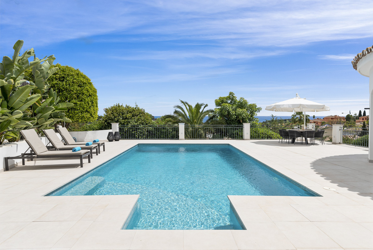 Image 50: detached villa For sale, Benahavís, €2,995,000 [HFM-CL10176]