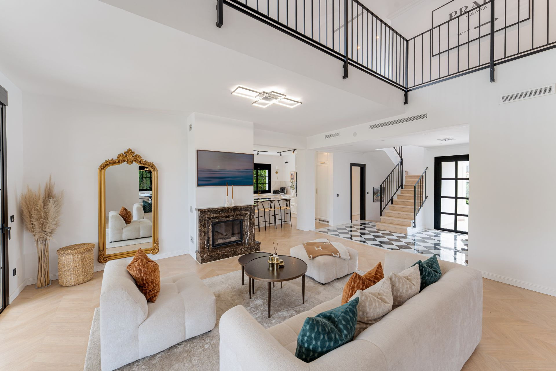 Image 32: detached villa For sale, Estepona, €2,895,000 [HFM-C40159]