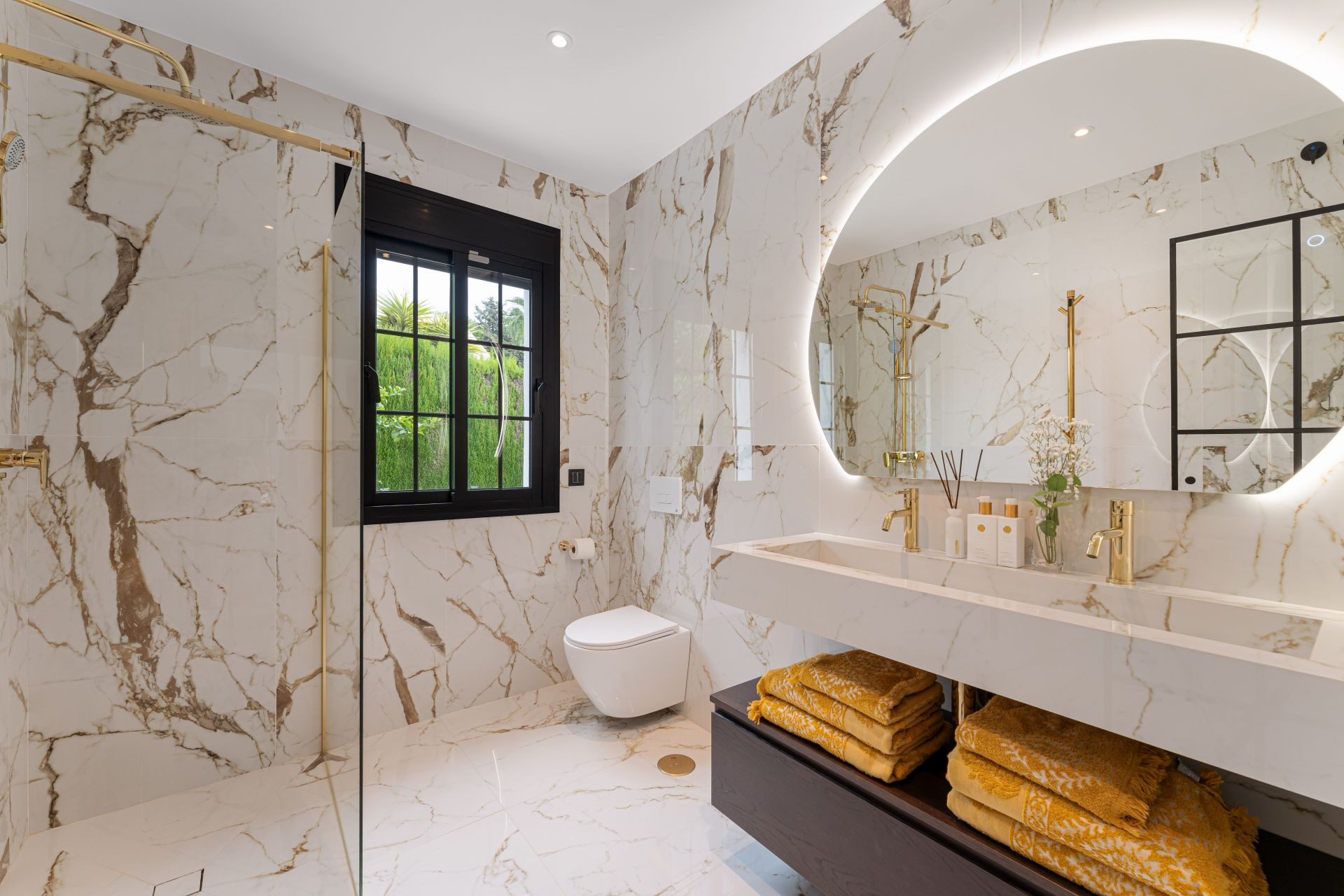 Image 32: detached villa For sale, Estepona, €2,895,000 [HFM-C40159]