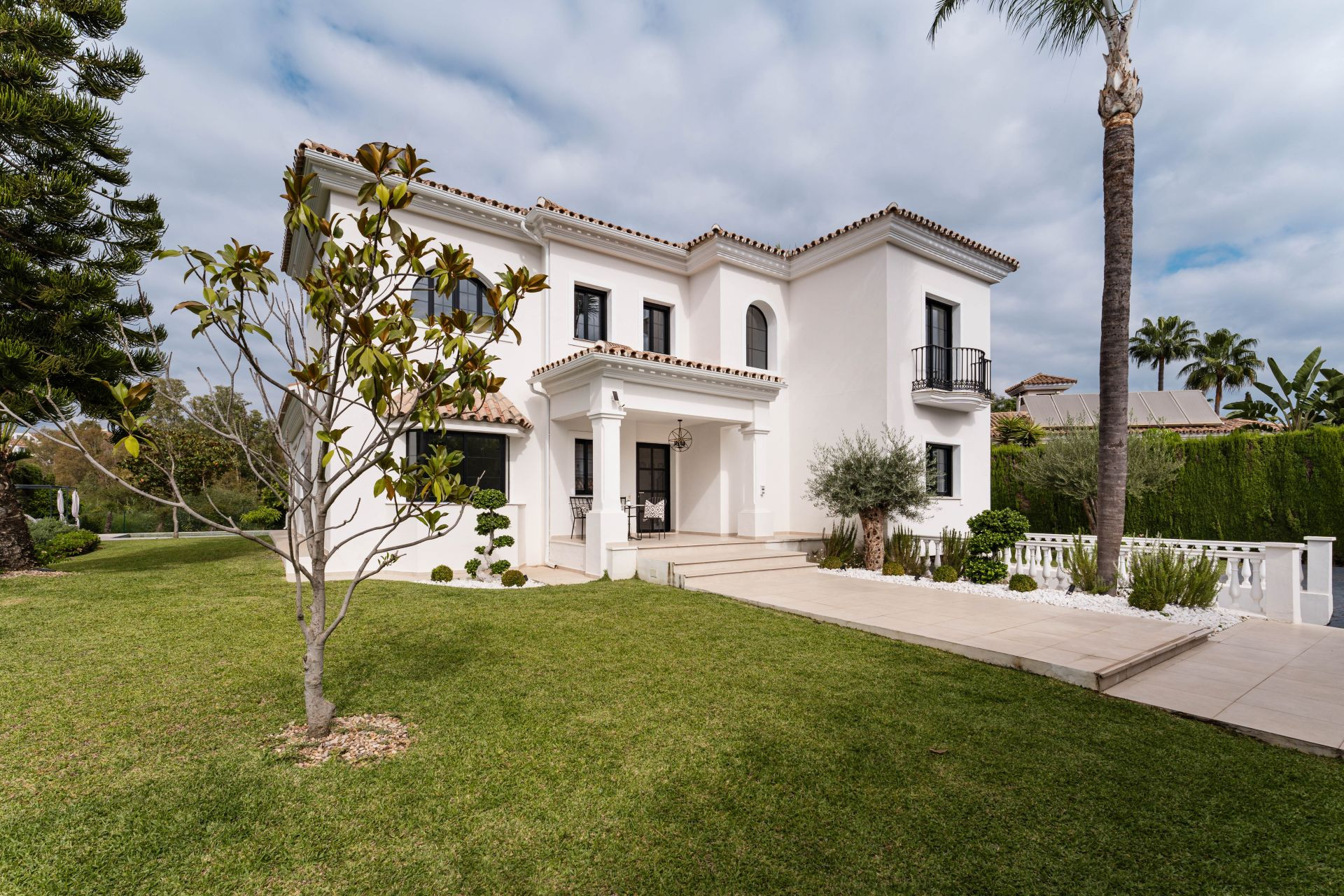 Image 32: detached villa For sale, Estepona, €2,895,000 [HFM-C40159]