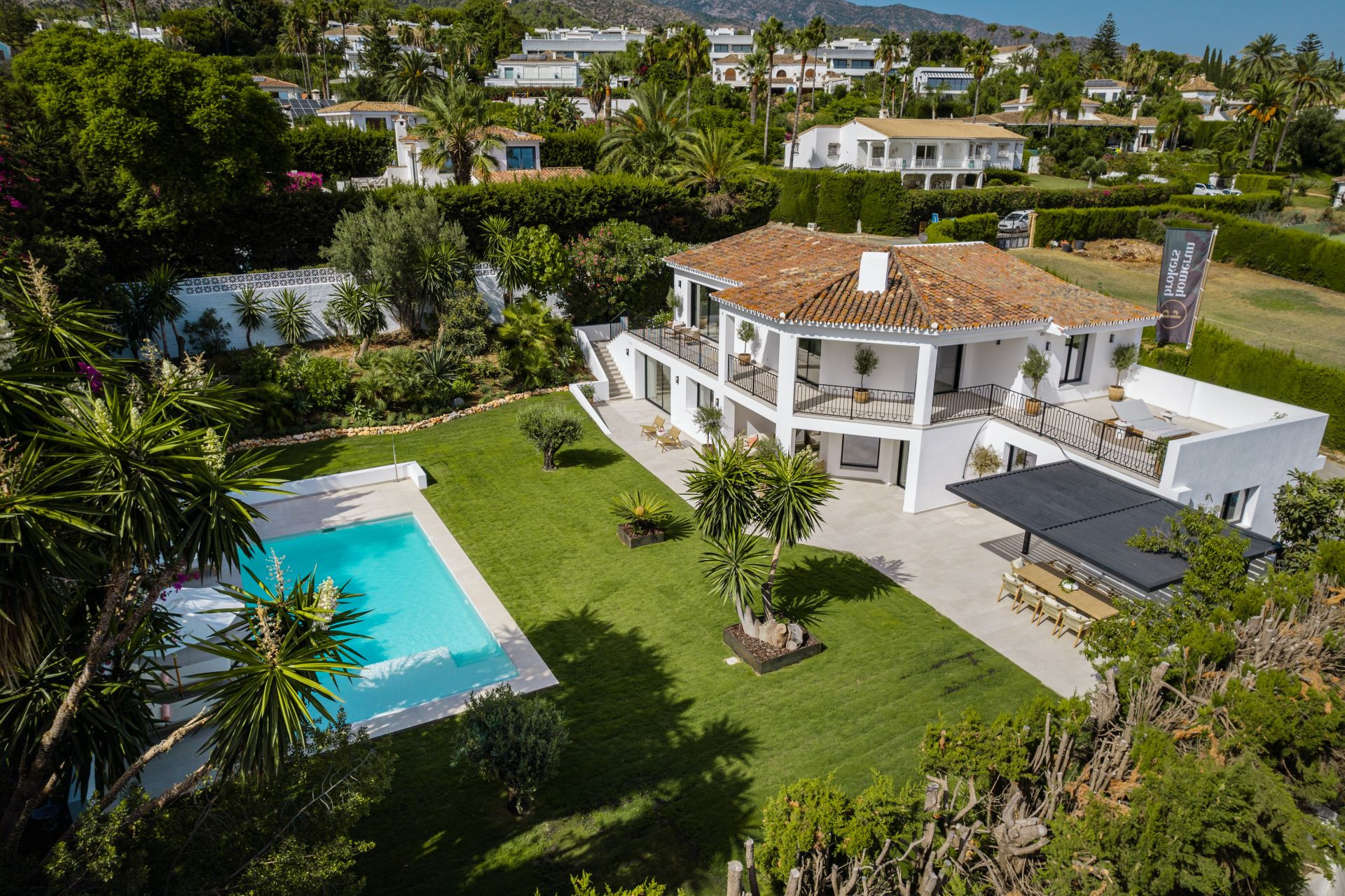 Image 43: detached villa For sale, The Golden Mile, €3,850,000 [HFM-C40158]