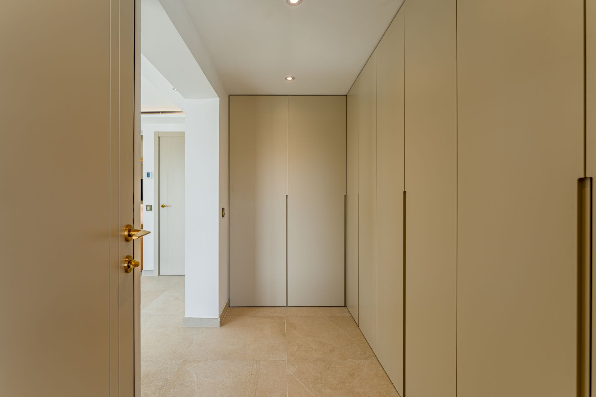 Image 43: detached villa For sale, The Golden Mile, €3,850,000 [HFM-C40158]