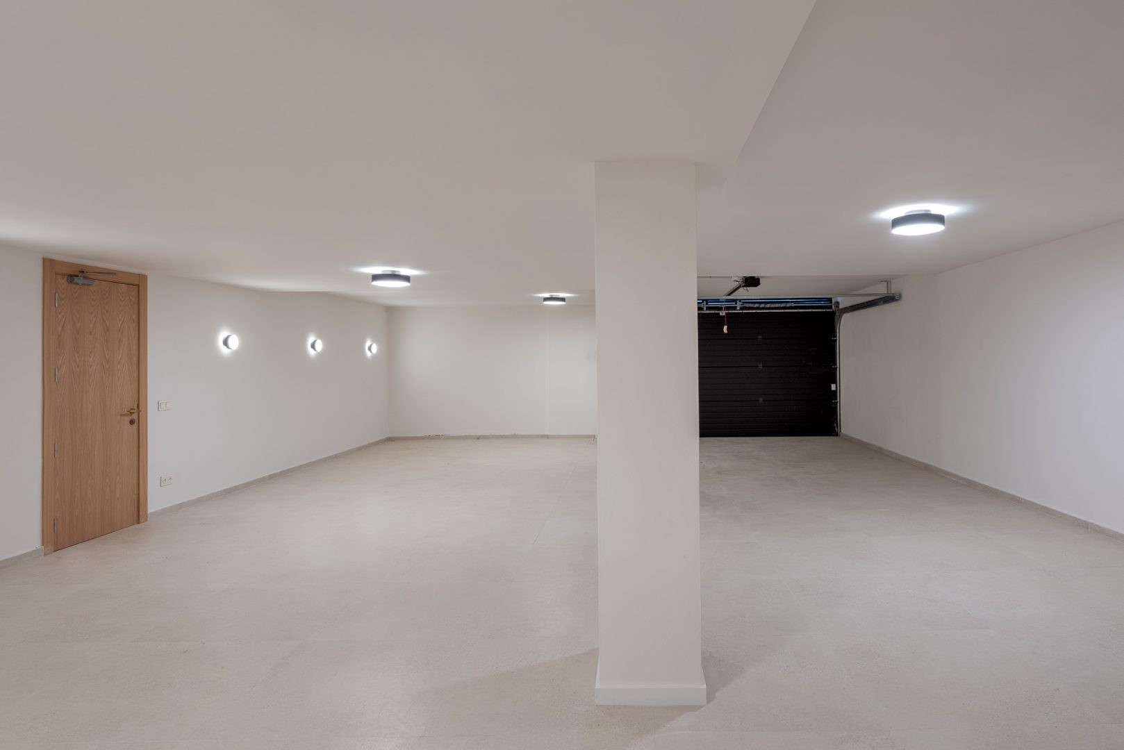 Image 38: detached villa For sale, Estepona, €2,190,000 [HFM-CL10056]