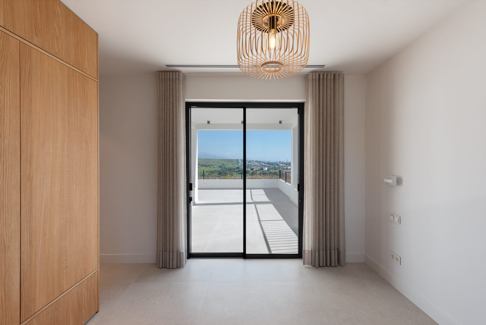 Image 38: detached villa For sale, Estepona, €2,190,000 [HFM-CL10056]