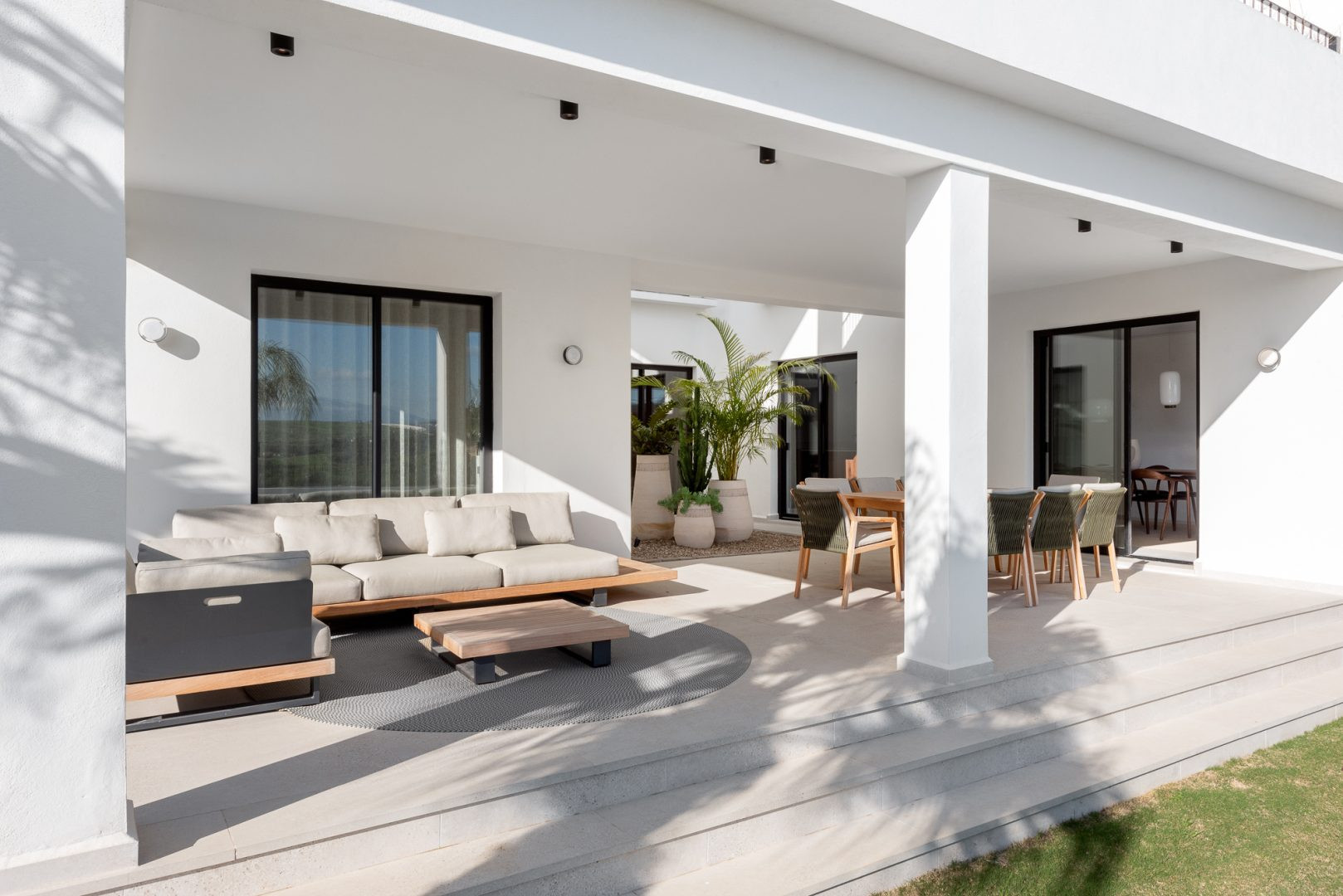 Image 38: detached villa For sale, Estepona, €2,190,000 [HFM-CL10056]