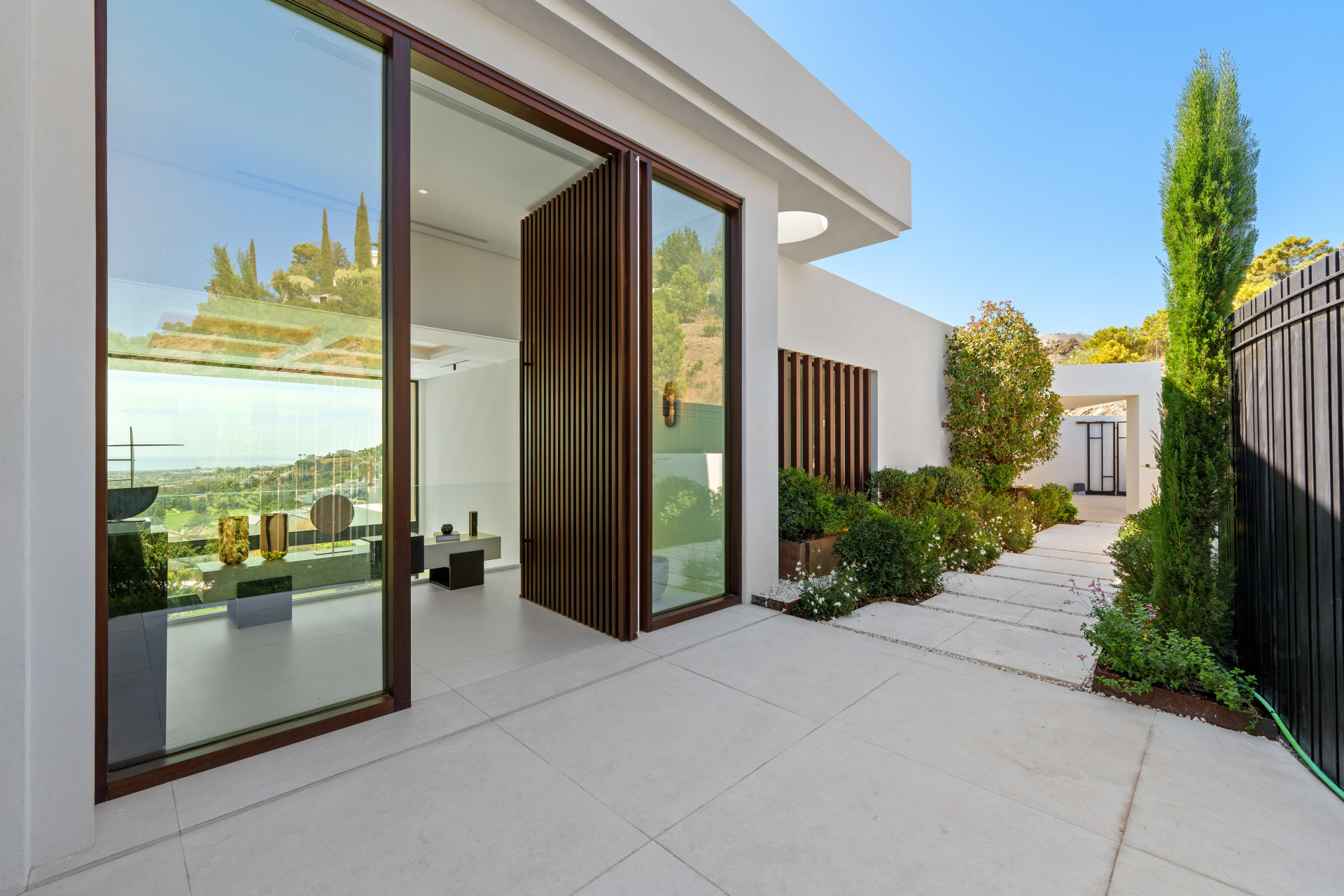 Image 33: detached villa For sale, Benahavís, €7,450,000 [HFM-C40161]