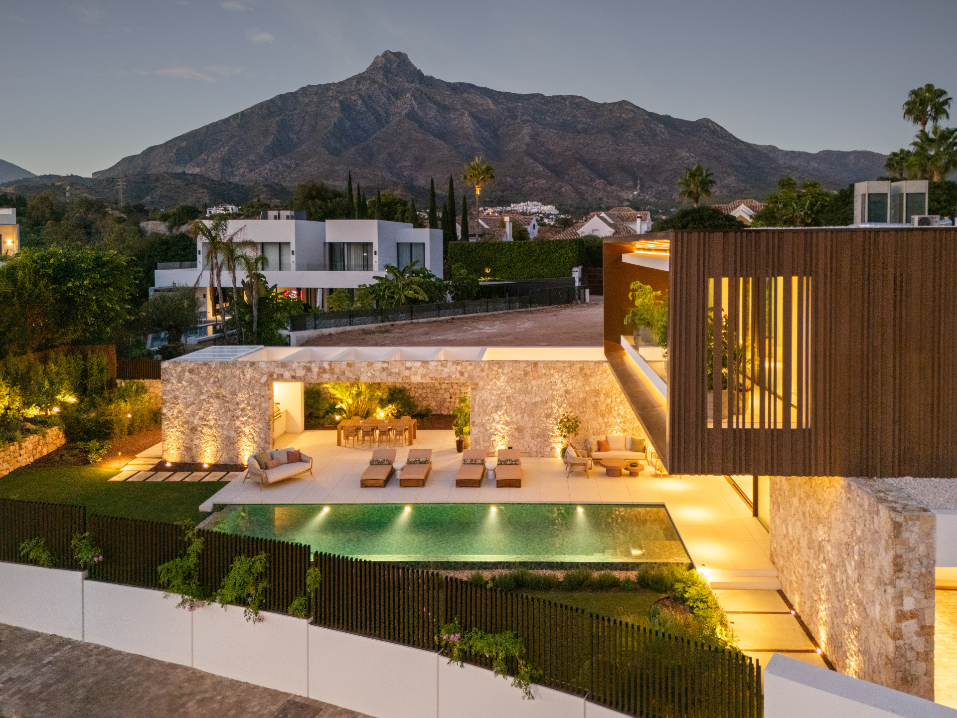 Image 51: Detached Villa For sale, The Golden Mile, €5,995,000 [HFMs656818]