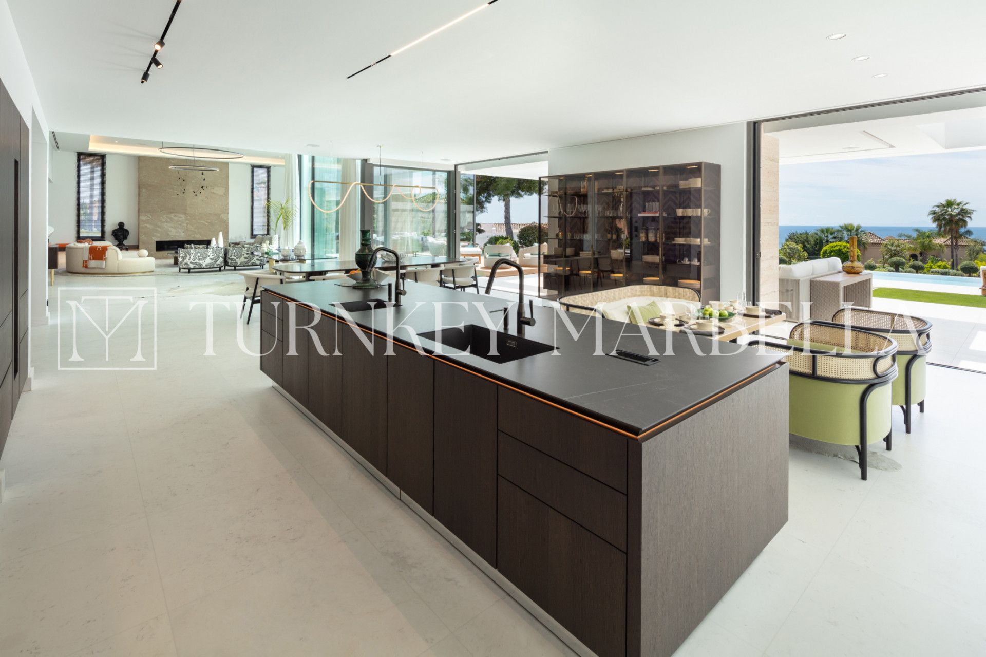 Image 9: detached villa For sale, The Golden Mile, €17,900,000 [HFM-C40154]