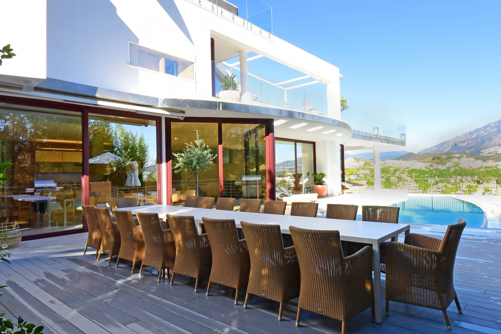 Image 26: detached villa For sale, Nueva Andalucía, €4,400,000 [HFM-CL10021]