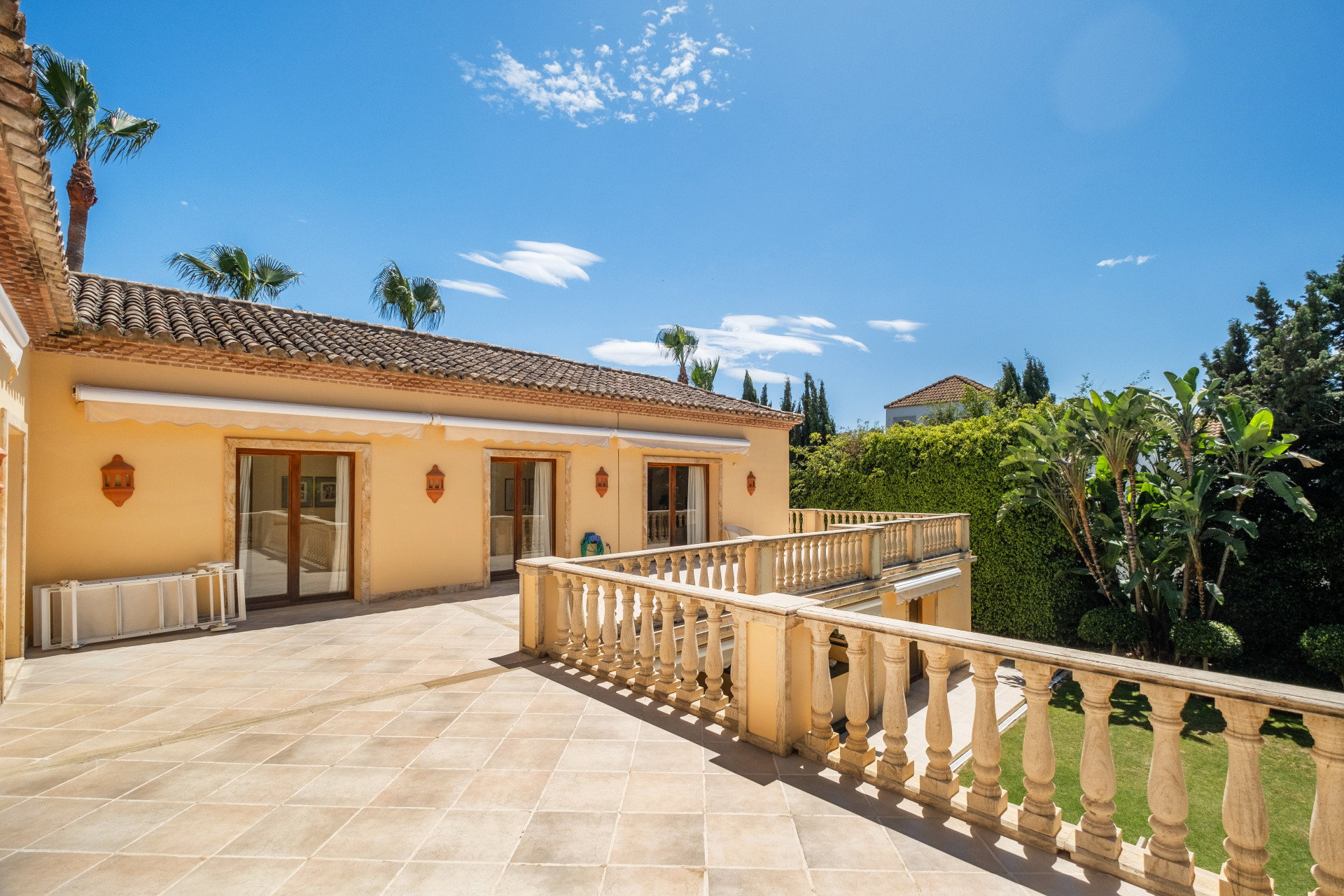 Image 31: detached villa For sale, Nueva Andalucía, €3,495,000 [HFM-CL10002]